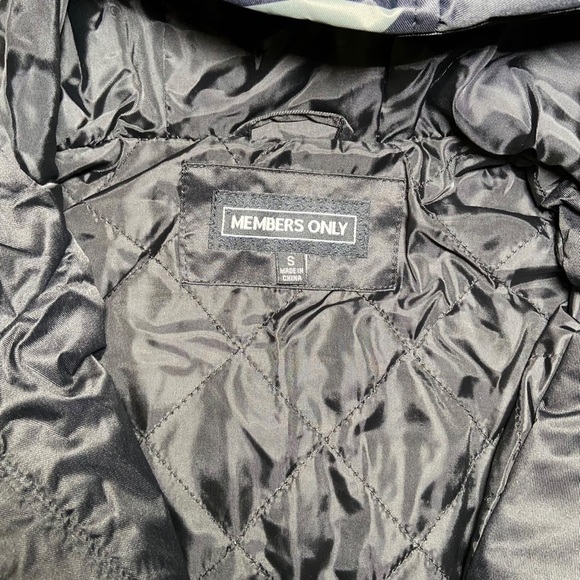 NWT Members Y2K AOP Only Sprint Midweight Puffer Jacket ‎ Colorful Small Hood - Picture 6 of 6